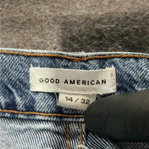 Good American Light Blue Denim Jeans - Picture 6 of 8